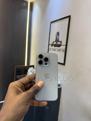 Apple iPhone 16 Pro 128 GB Gray