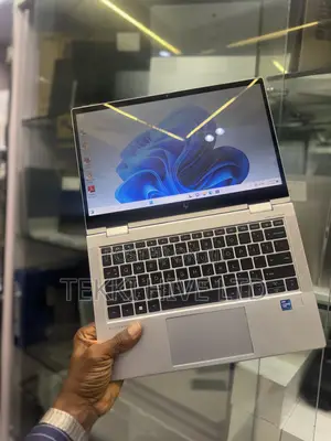 Laptop HP EliteBook 830 G8 32GB Intel Core i7 SSD 512GB