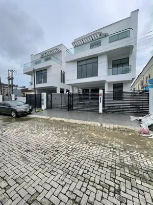 5bdrm Duplex in Lekki for sale