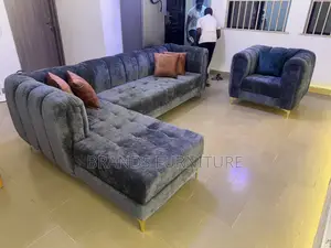Quality Gray Lshap With Single Seater