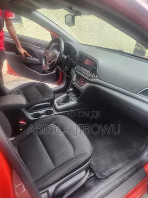 Hyundai Elantra 2016 Red