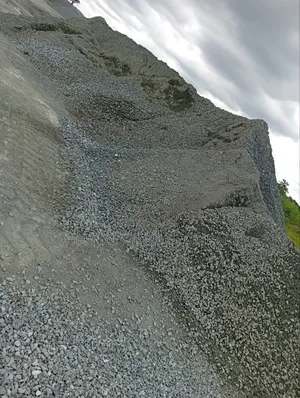 Premium Black Iron Granite Chippings (All Sizes Available - 3/4,