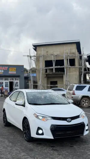 Toyota Corolla S Premium 4dr Sedan (1.8L 4cyl CVT) 2015 White
