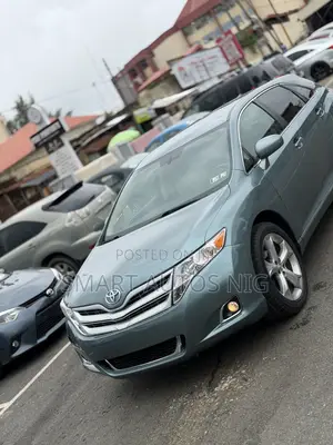 Toyota Venza V6 AWD 2011 Green