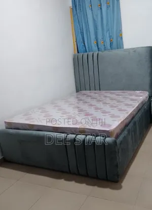 Bedframe 4 and Half by 6