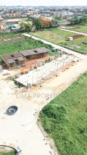 3bdrm Apartment in Omole Phase 2 for sale