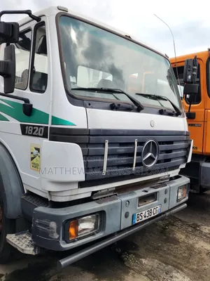 Foreign Used Mercedes Benz Diesel/Water Tanker Truck 10,000 Liters