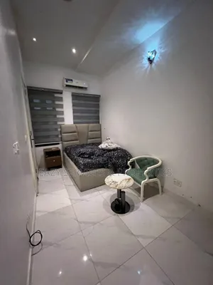 Furnished Mini Flat in Gated And Secured, Chevron for rent