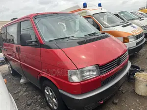 Volkswagen Transporter 2005 Red