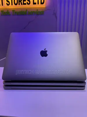 Laptop Apple MacBook Pro 2018 16GB Intel Core i7 SSD 512GB