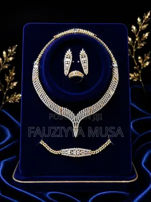 Luxury Fashion Jewelry Set – Elegant, Classy Timeless