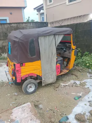 Bajaj RE 2023 Yellow