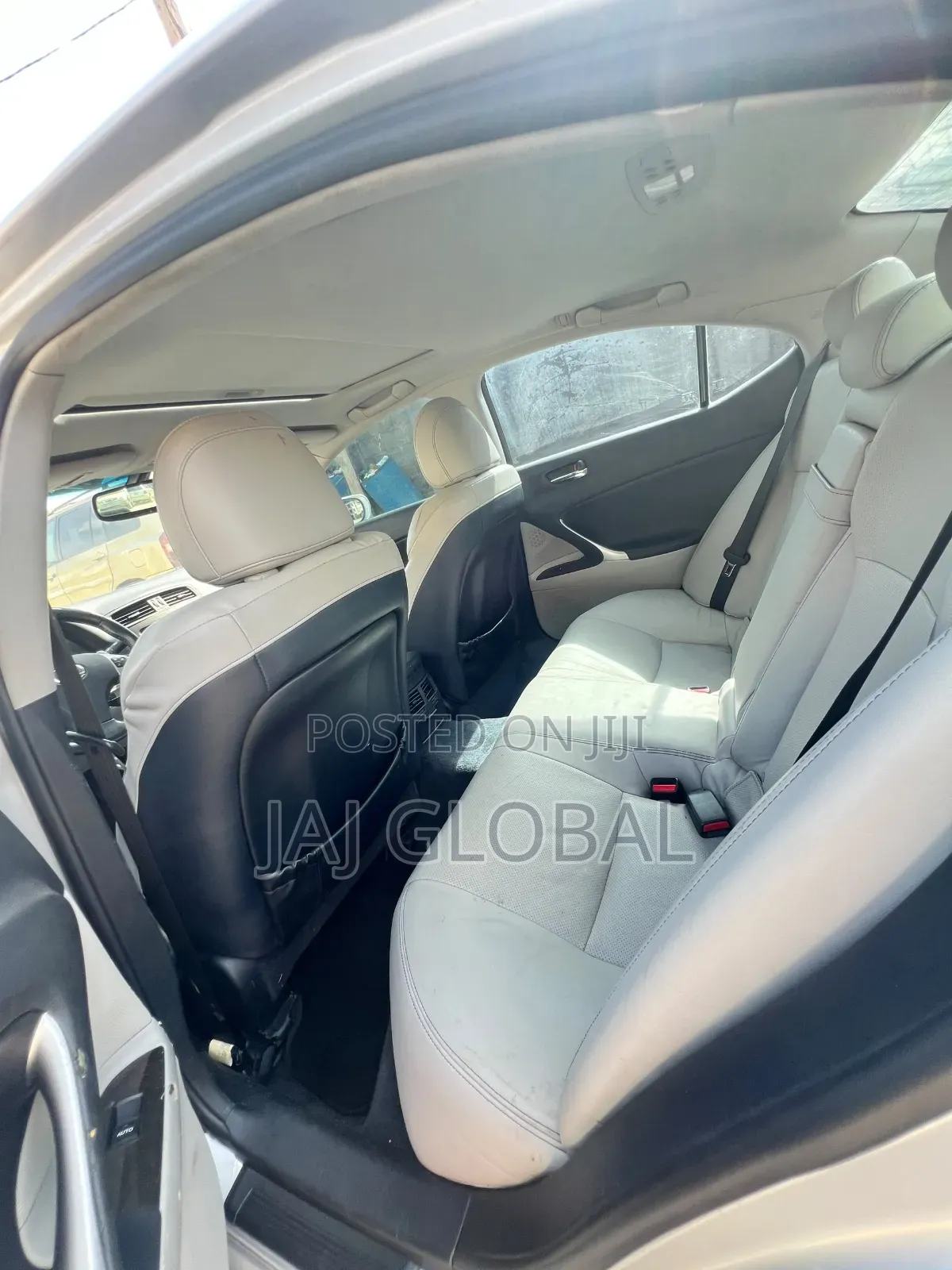 Lexus IS 2012 Silver