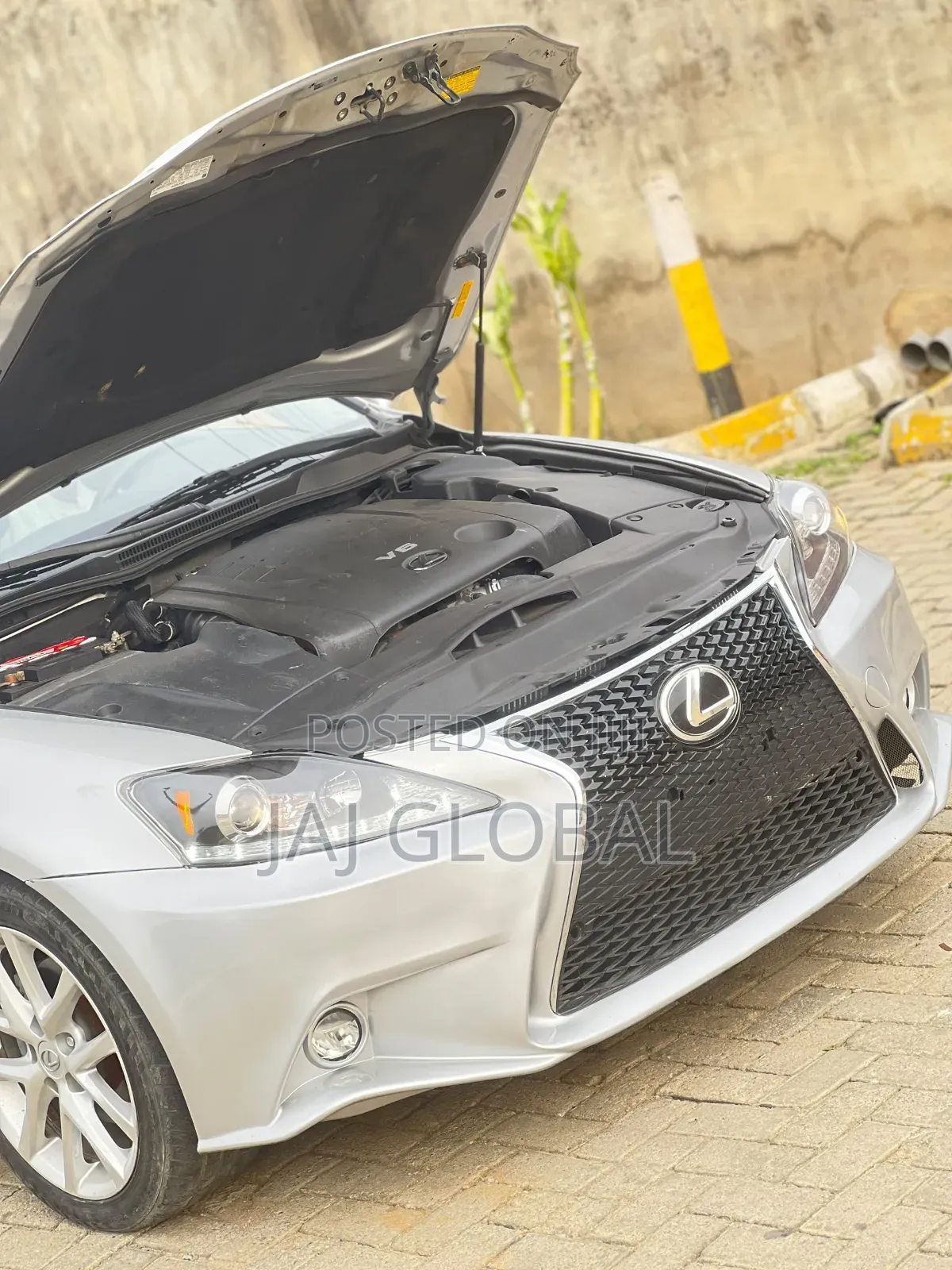 Lexus IS 2012 Silver