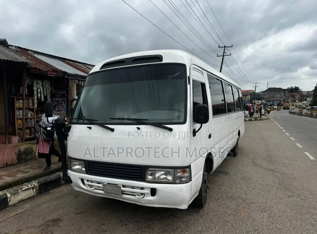 Toyota Coaster 2007 White