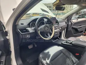 Mercedes-Benz GLE-Class 2017 White