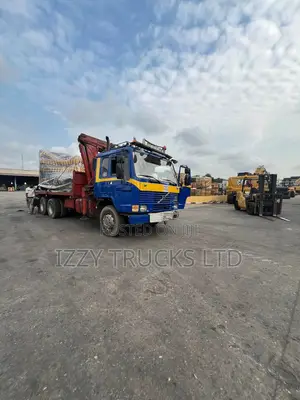 Izzy Trucks – Your Partner for Heavy Lifting Hiab Hire