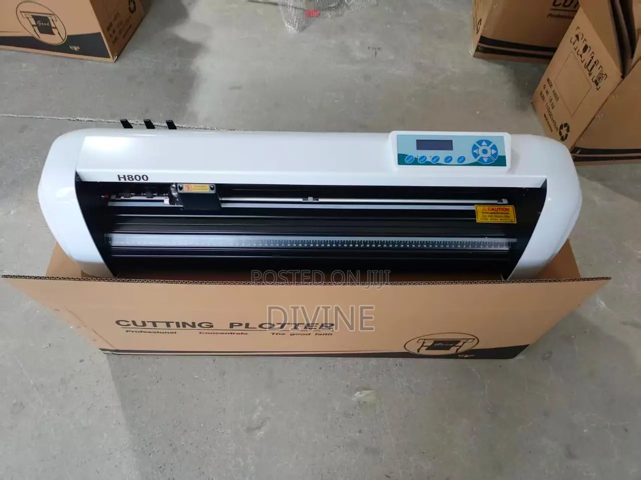 White Cutting Plotter Machine ( 2ft)