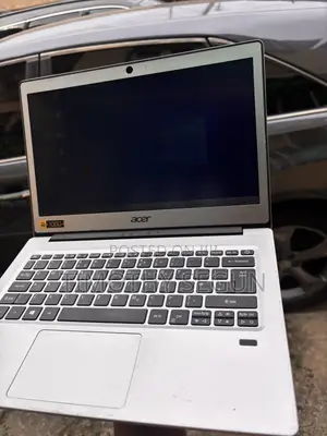 Laptop Acer 4GB Intel HDD 60GB