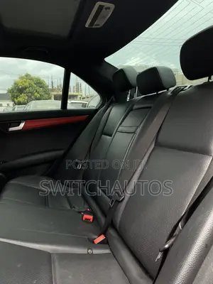 Mercedes-Benz C300 Sport 4Matic Sedan AWD (3.0L 6cyl 7A) 2012 Red
