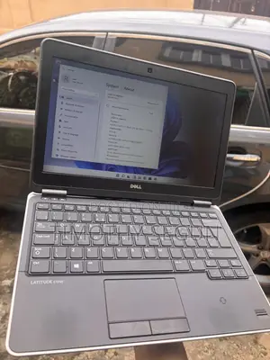 Laptop Dell Latitude E7240 8GB Intel Core i7 SSD 256GB