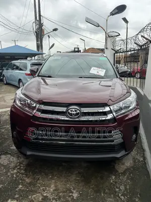 Toyota Highlander XLE 4dr SUV AWD (3.5L 6cyl 6A) 2015 Burgundy