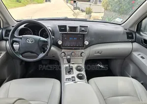 Toyota Highlander 2012 Black