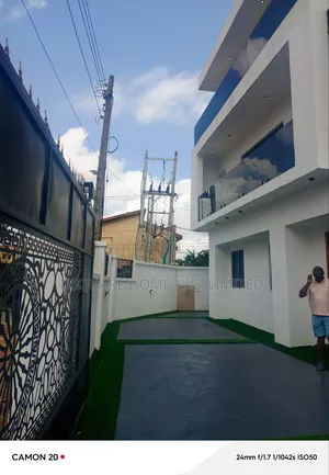 Brand New 6Bedroom Duplex