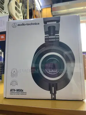 Audio-Technica ATH-M50x Professional Studio Monitor Headphones