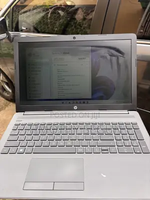 Laptop HP 255 G6 8GB AMD SSD 128GB