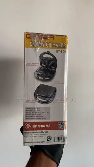 Brand New Qasa 2-Slice Sandwich Maker Toaster (QT-800)