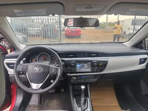Toyota Corolla 2015 Red