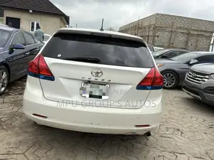 Toyota Venza 2011 White