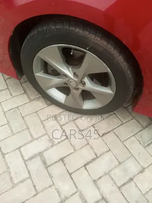 Toyota Camry SE V6 4dr Sedan (3.5L 6cyl 6A) 2012 Red