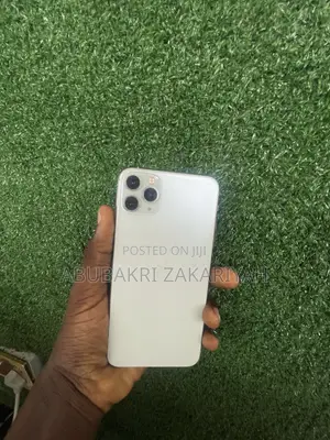 Apple iPhone 11 Pro Max 64 GB White