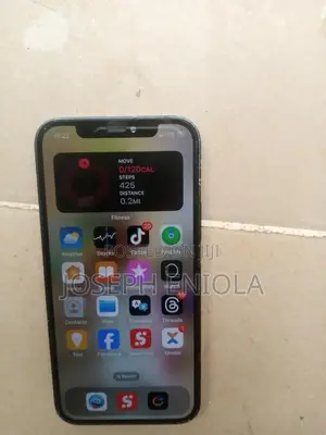 Apple iPhone 12 64 GB Black
