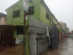 8bdrm House in Akinhanmi Street, Adeniran Ogunsanya for sale
