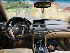 Honda Accord 2010 Maroon