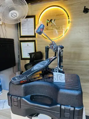 Iron Cobra 900 Single Pedal Power Glide