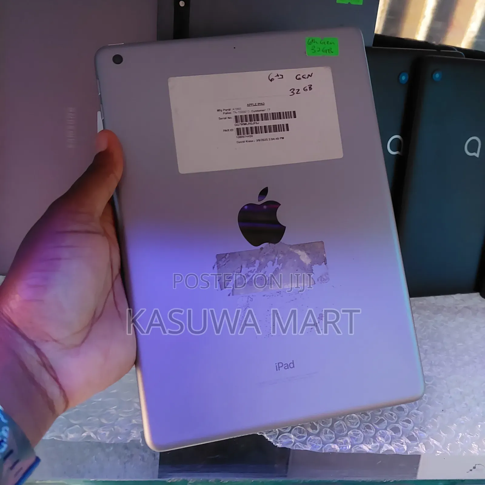 Apple iPad Wi-Fi 64 GB Gray