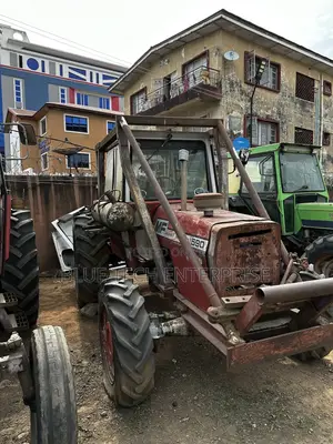 Massey Ferguson 590 Tractor