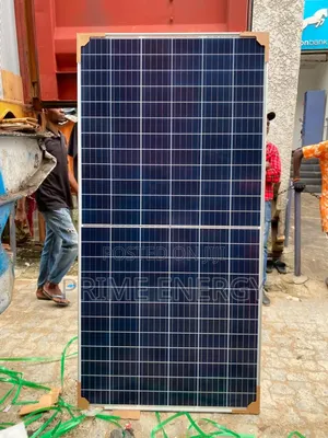Brand New Solar Panels 550w Half-Cut Mono Much Available Now