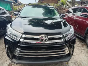 Toyota Highlander 2015 Black