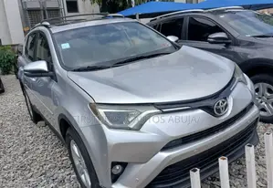 Toyota RAV4 Limited 4dr SUV (2.5L 4cyl 6A) 2014 Silver
