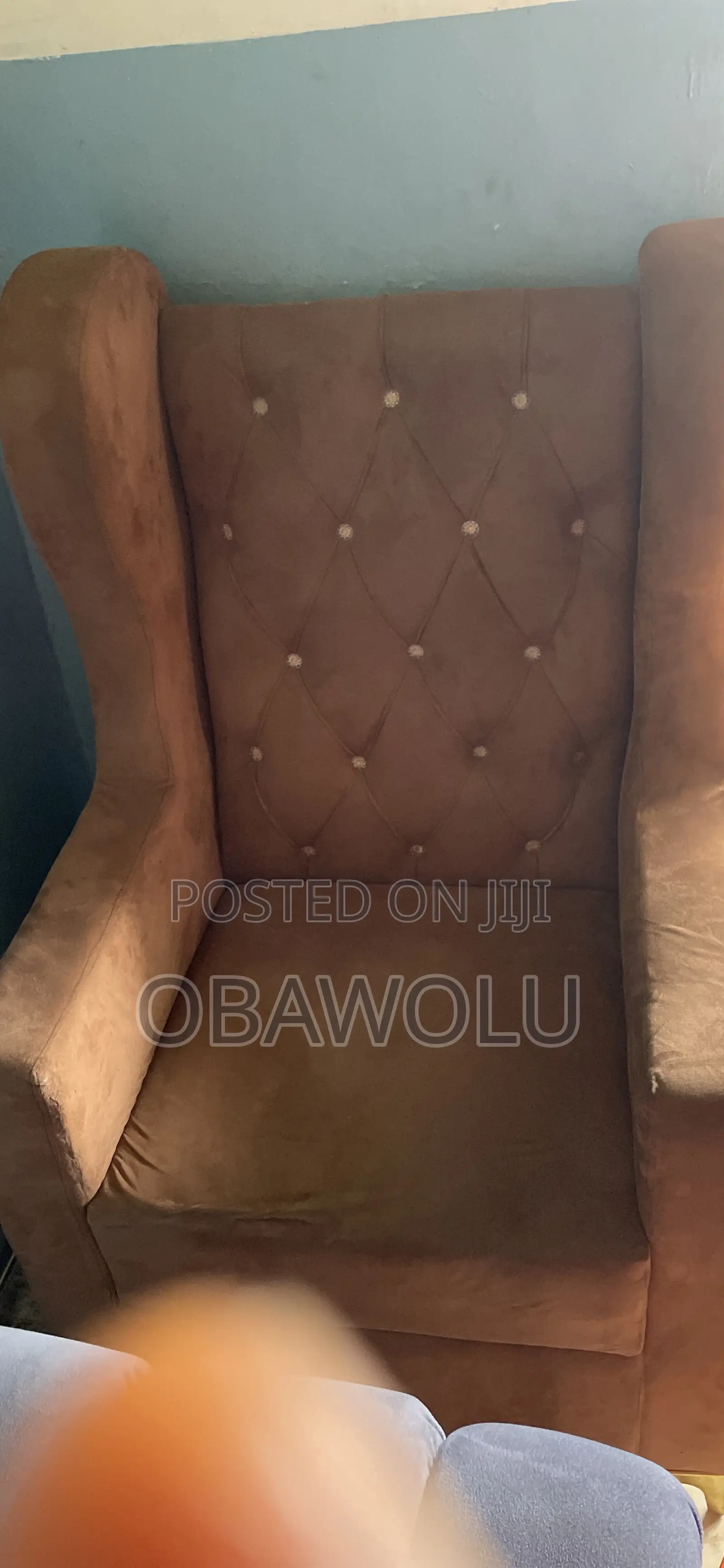 Single Chair