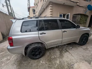 Toyota Highlander V6 AWD 2003 Silver