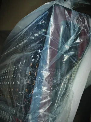 Yamaha Powered Mixer 12ch Curve Type