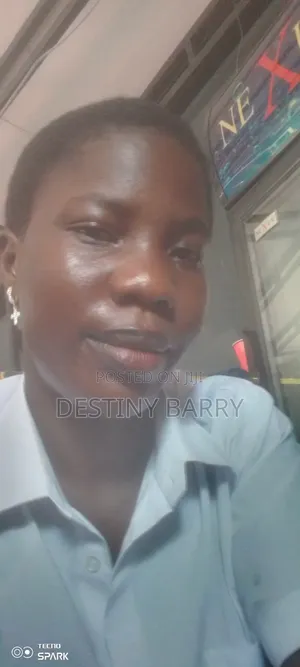 I'm a Young Lady Looking for a Cook Job