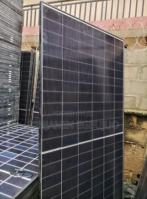 600 Watts All Black Bifacial Mono Solar Panel