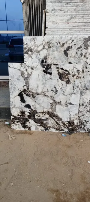 Marble and Granite Tiles/Slabs